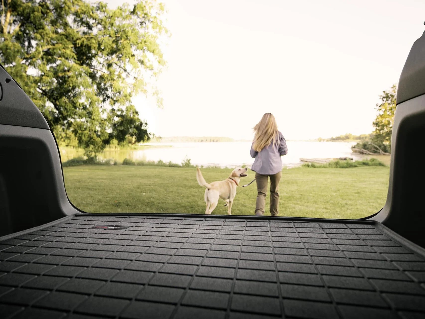 WeatherTech Cargo Trunk Liner compatible with 2014-2015 Toyota Highlander - Behind 3rd Row Sizeeating, Black
