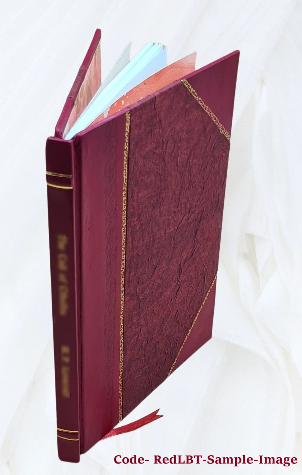 Frammenti di una raccolta delle scoperte, invenzioni e novita / fatta Prospero Peragallo. 1862 [Leather Bound]